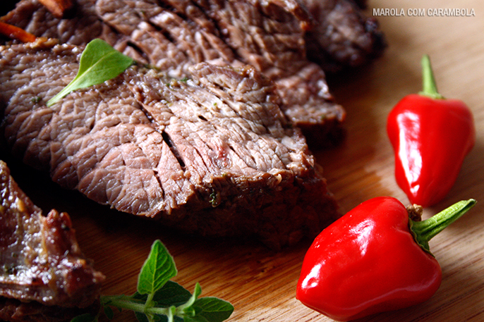 Receita de Fraldinha Assada com legumes e mix de pimentas moídas