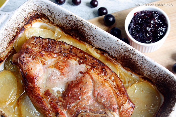 Receita de Paleta Suína Assada com Batatas e Geleia de Jabuticaba