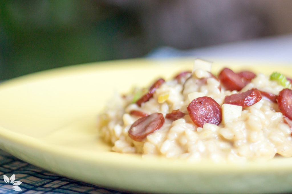 Receita de Risoto de linguicinha com queijo gruyère