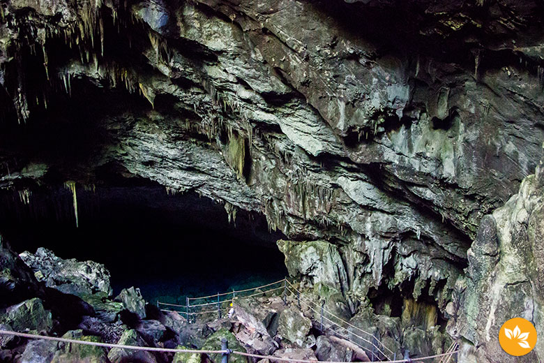 Gruta do Lago Azul em Bonito