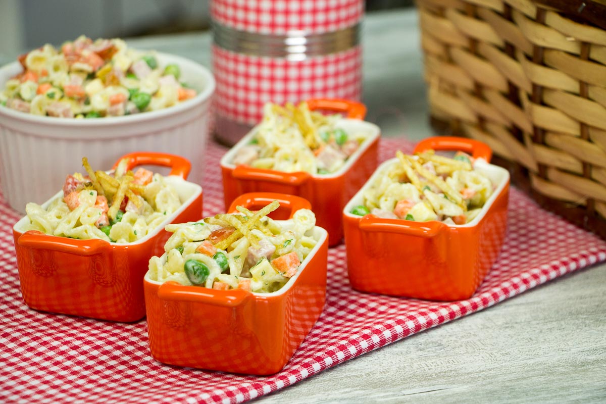 Receita de Salada de Macarrão