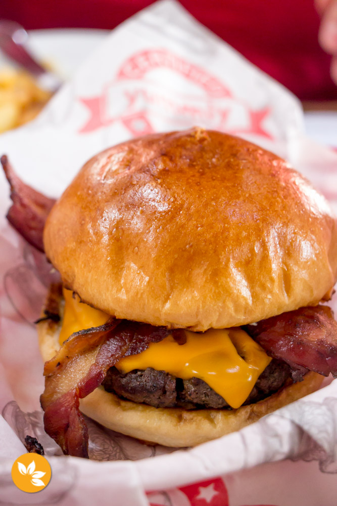 Big Kahuna Burger - Hambúrgueria em São Paulo - Royale with cheese