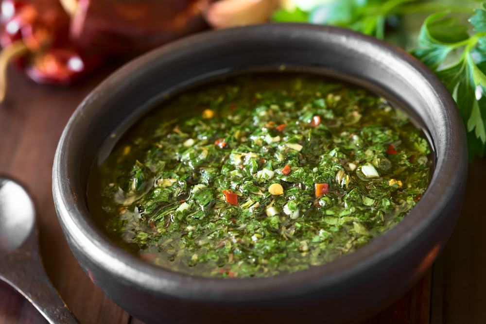 7 temperos e especiarias indispensáveis na cozinha - Chimichurri