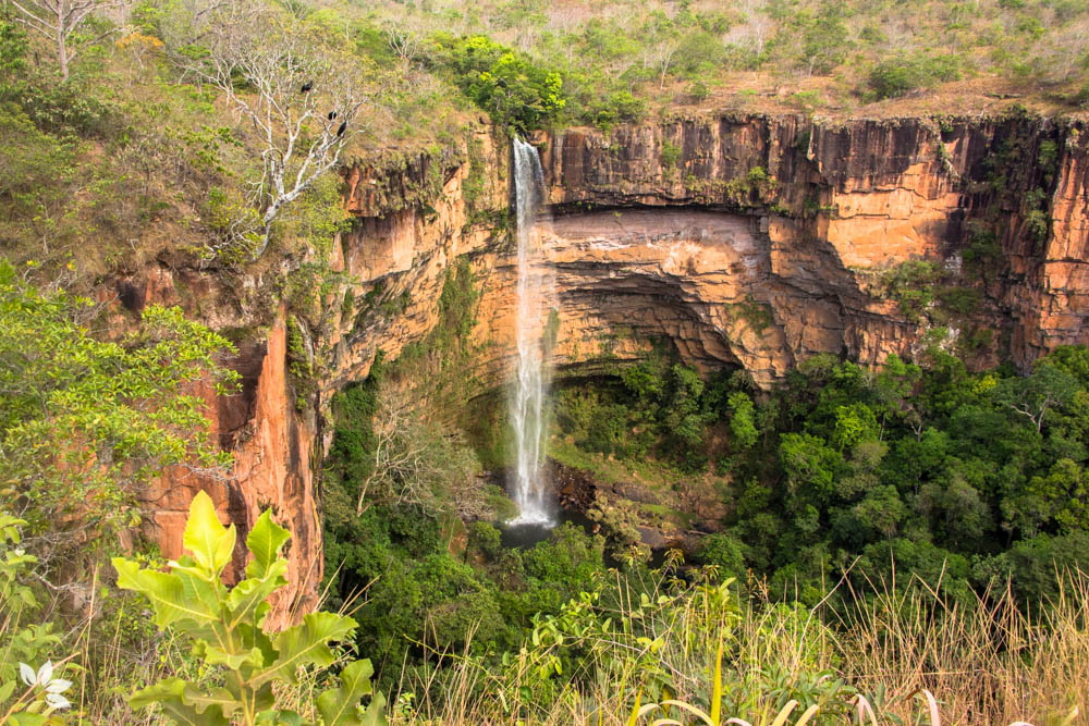 O que fazer na Chapada dos Guimarães - Cachoeira Véu de Noiva