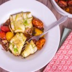 Receita de Ravioli de Abobrinha com queijo e molho de tomate assado